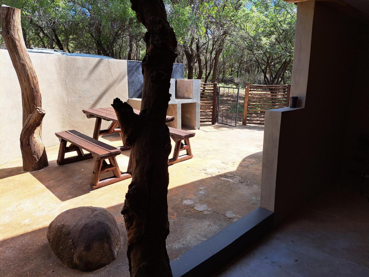 African Bush Escape Marloth Park Exteriör bild